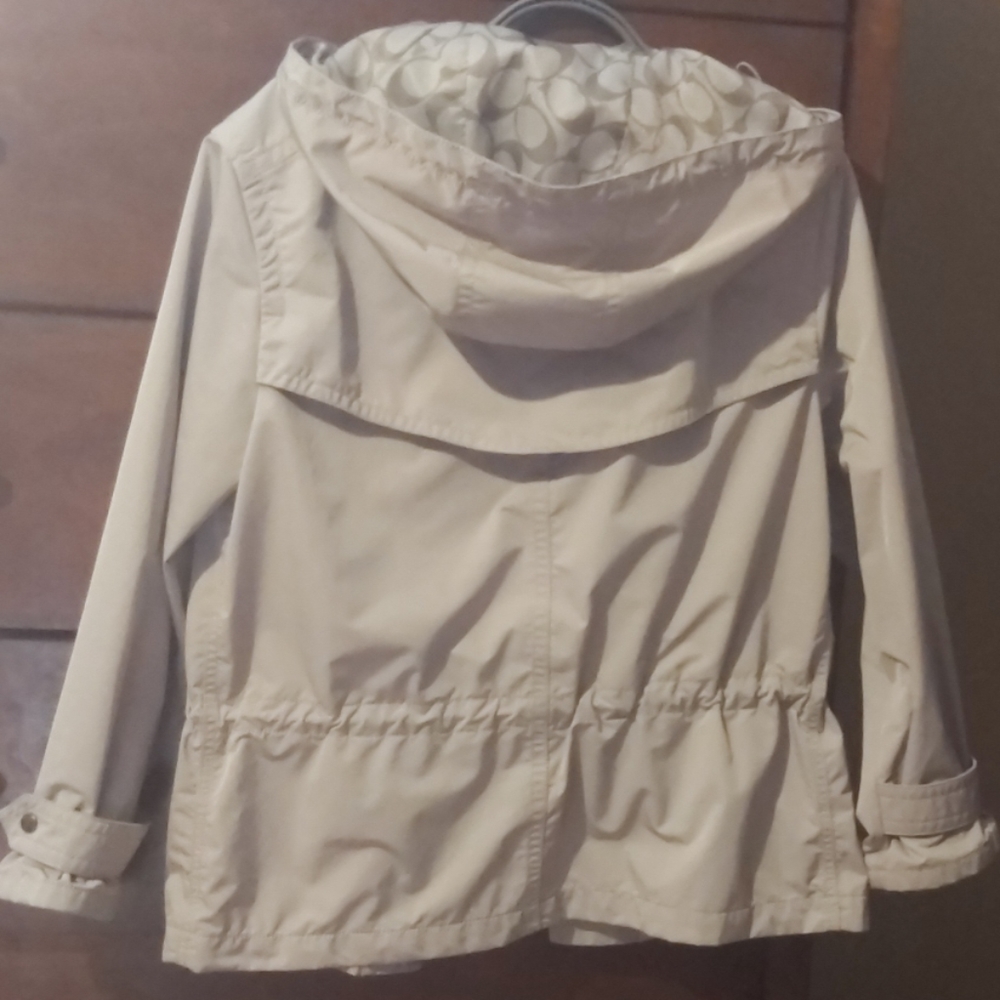 * ON HOLD * Coach Spring Jacket - Picture 4 of 4